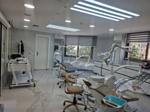 عکس مطب دندانپزشکی دکتر نازنین طلایی