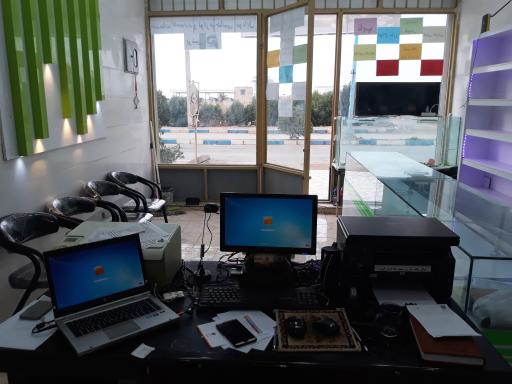 عکس فروشگاه و دفتر خدمات ارتباطی و خدمات موبایل و کامپیوتر پرشین