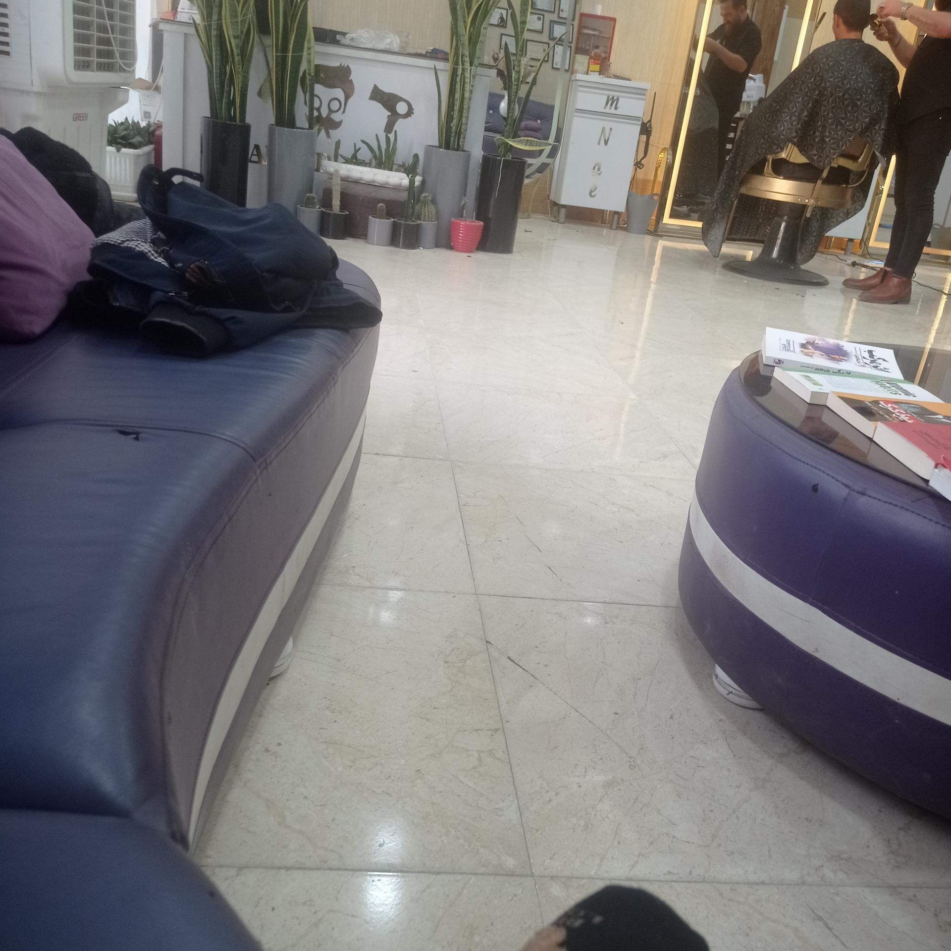 عکس آرایشگاه مردانه عزت 