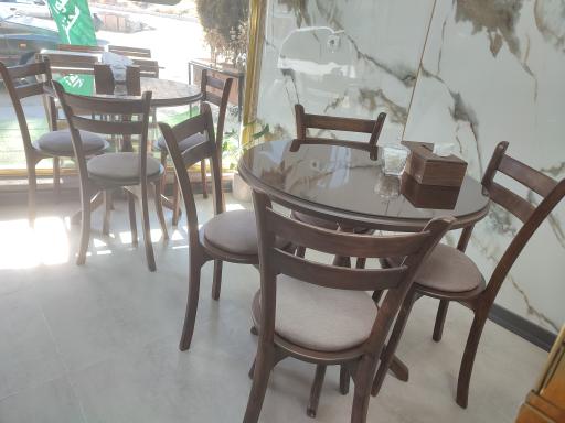 عکس کافه باقلوا محتشم