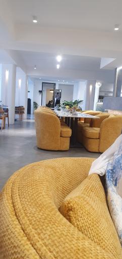 عکس کافه رستوران واران