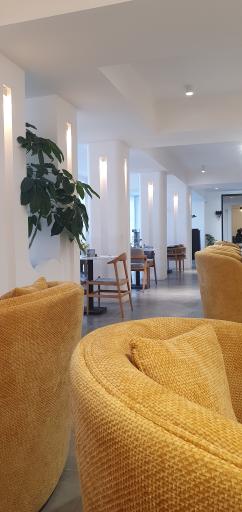 عکس کافه رستوران واران