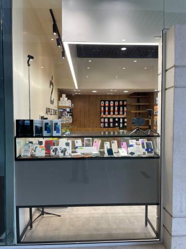 عکس فروشگاه موبایل اپل زون