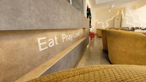 عکس کافه رستوران واران