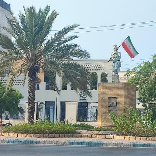 عکس کافه رستوران واران