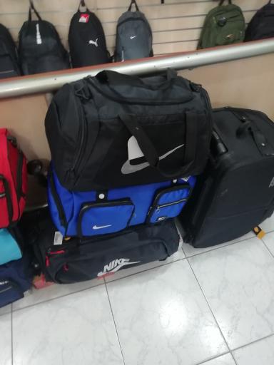 عکس کالا ورزشی نیوان