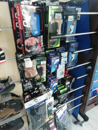 عکس کالا ورزشی نیوان