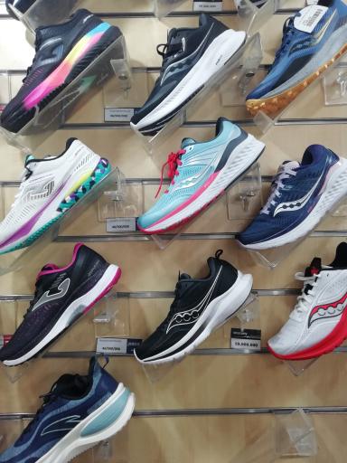 عکس کالا ورزشی نیوان