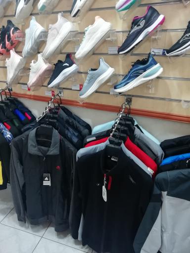 عکس کالا ورزشی نیوان