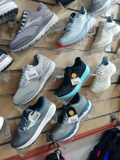 عکس کالا ورزشی نیوان