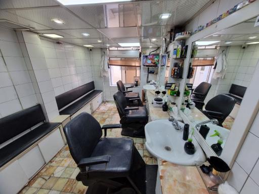 عکس آرایشگاه مردانه پارس