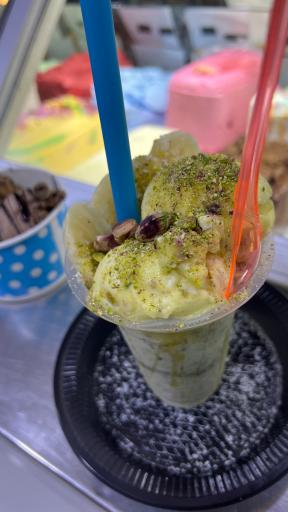 آبمیوه بستنی طلاب دایی خلیل