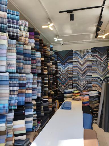 عکس پارچه‌سرای تبسم