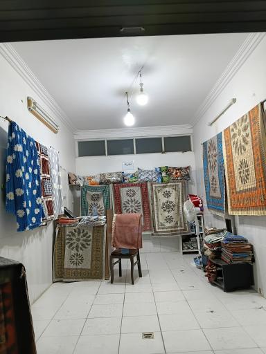 سنتی سرا