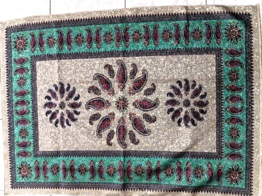 سنتی سرا