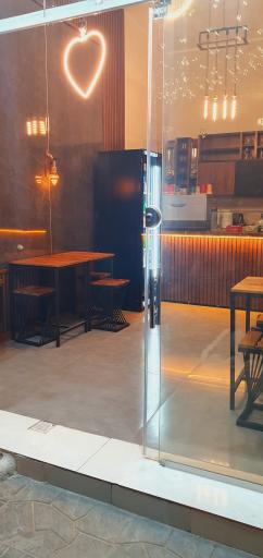 عکس مون کافی