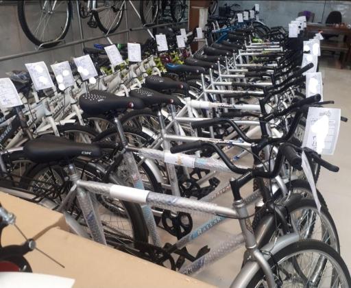 عکس آساک دوچرخ  وجدانی 