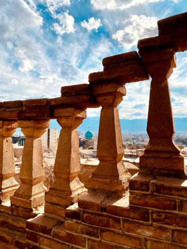 عکس عمارت تاریخی شریف