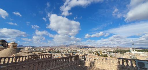 عکس عمارت تاریخی شریف