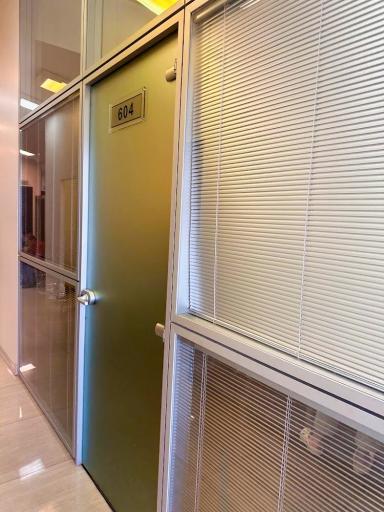 عکس درمانگاه تخصصی داخلی ظفر آریا