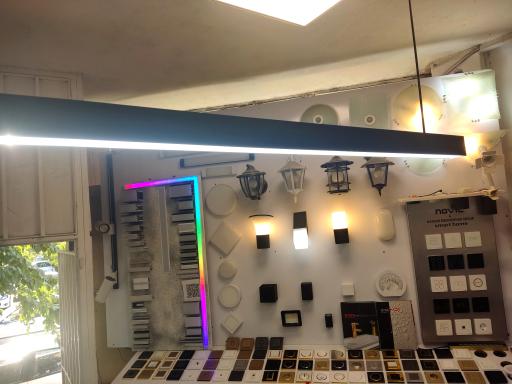 عکس صنایع برق آذرخش فرتاک