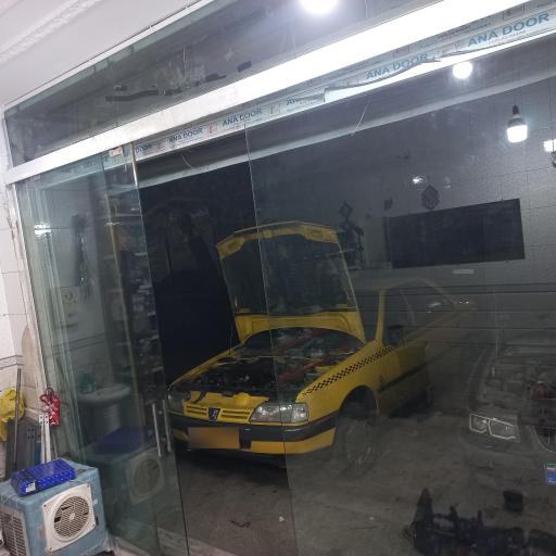 عکس تعمیرگاه تخصصی ماهر