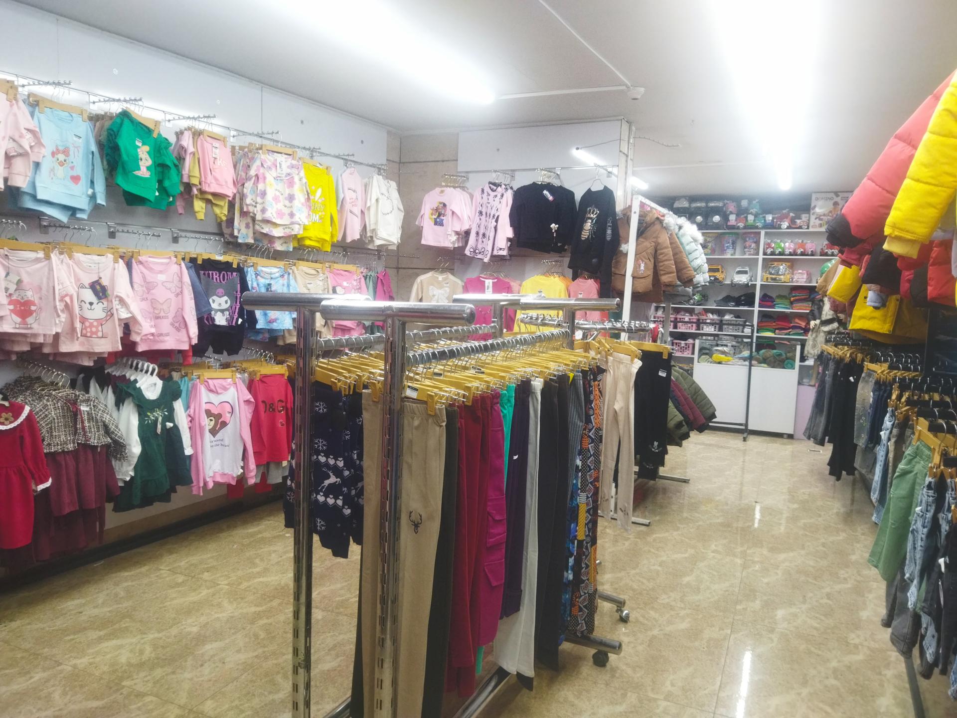 عکس پوشاک کودک و نوجوان وایو