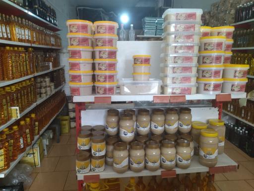 عکس فرآورده های کنجدی دوست حسینی