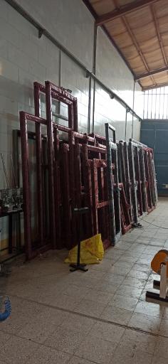 عکس پنجره دوجداره پانی وین