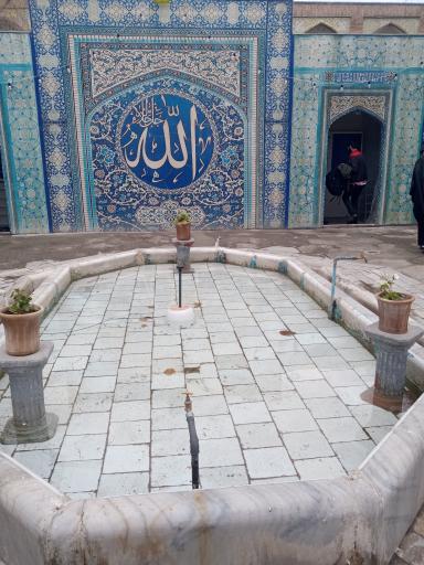 عکس مدرسه علمیه عباس قلی خان