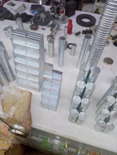 عکس الکتروکیت معینی (خرید انواع اهنربا و مگنت)