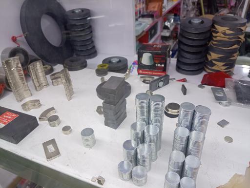 عکس الکتروکیت معینی (خرید انواع اهنربا و مگنت)