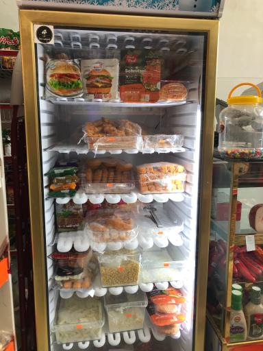 عکس سوپر مارکت شمال