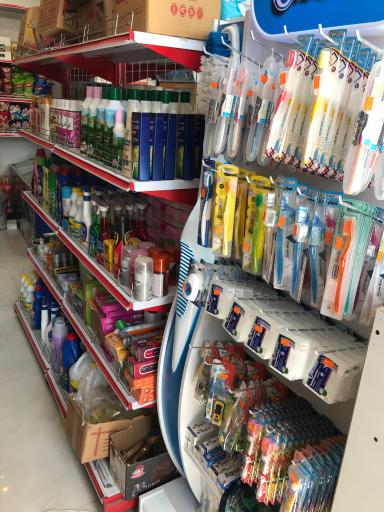 عکس سوپر مارکت شمال