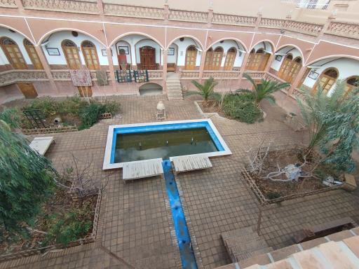 عکس هتل سنتی فانوس ویونا