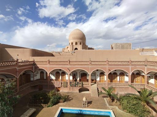 هتل سنتی فانوس ویونا