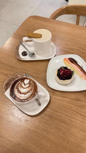 عکس کافه رستوران هاویر