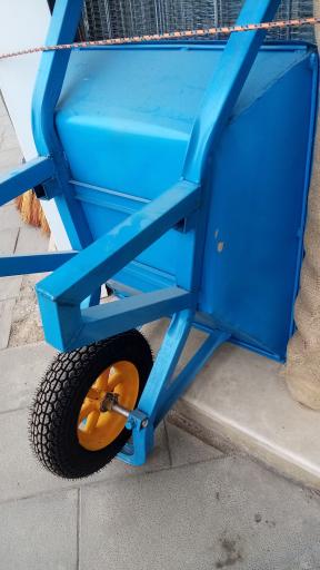 عکس ابزارآلات و رنگ خیرخواه