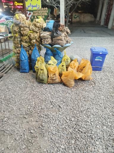 عکس مارکت داریوش 