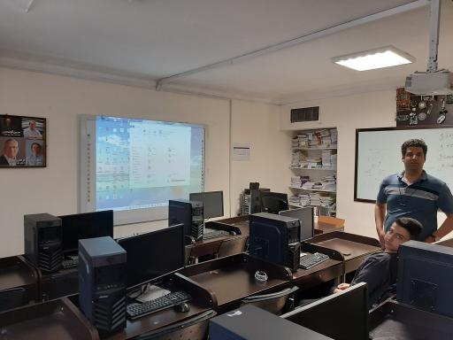 عکس هنرستان انفورماتیک ایران