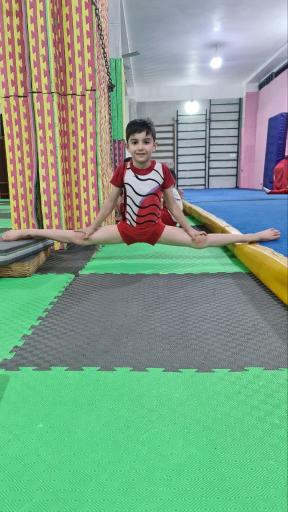 عکس خانه ژیمناستیک سپیدار