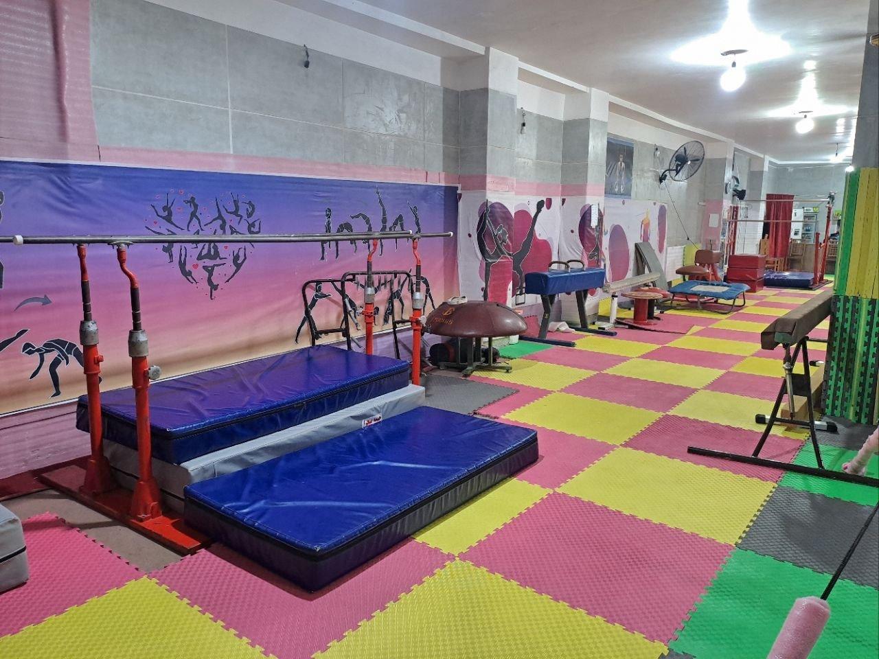 عکس خانه ژیمناستیک سپیدار