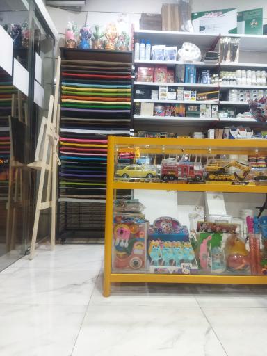 عکس لوازم التحریر و طراحی هنرجو