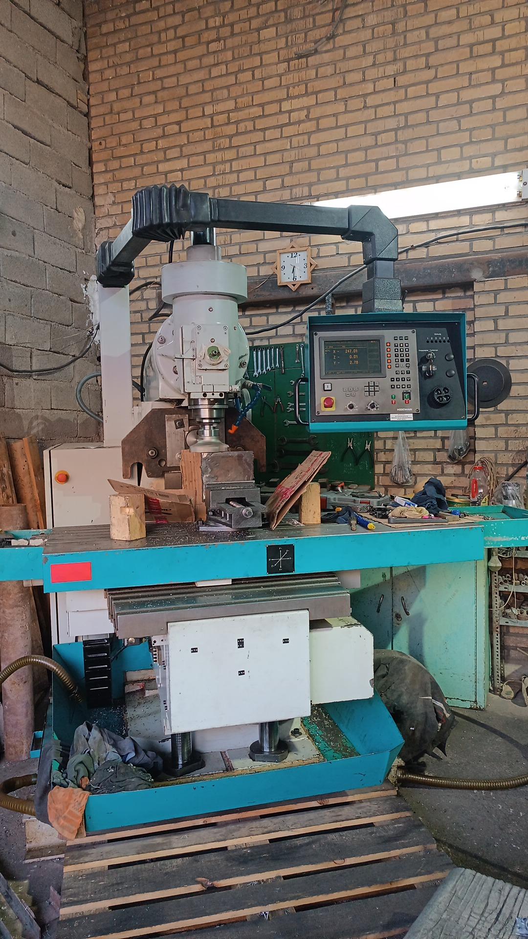 عکس کارگاه تراشکاری سالاری