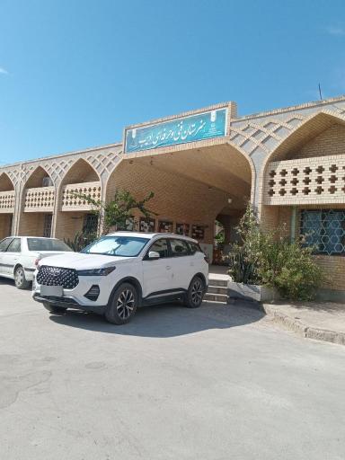 عکس هنرستان دخترانه ادیب