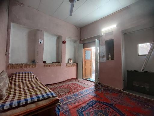 اقامتگاه بومگردی سرای کربلایی فریدون