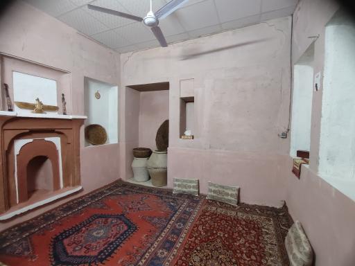 اقامتگاه بومگردی سرای کربلایی فریدون