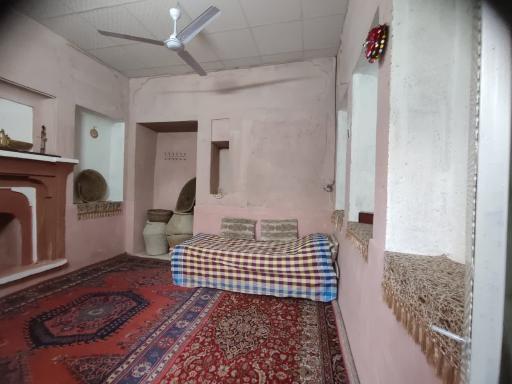 اقامتگاه بومگردی سرای کربلایی فریدون