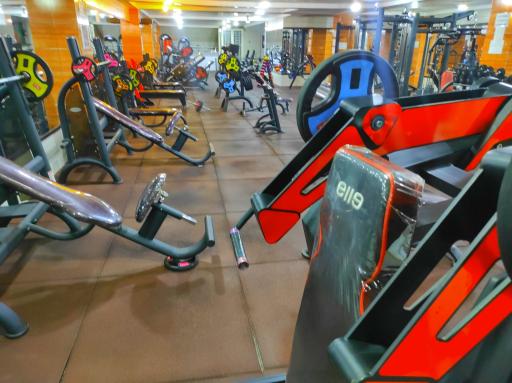 عکس باشگاه بدنسازی درخشان