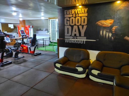 عکس باشگاه بدنسازی درخشان